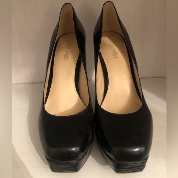 Black Nine West Heels - Picture 5 of 6